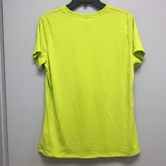 Nike Dry Fit tee - Picture 2 of 5